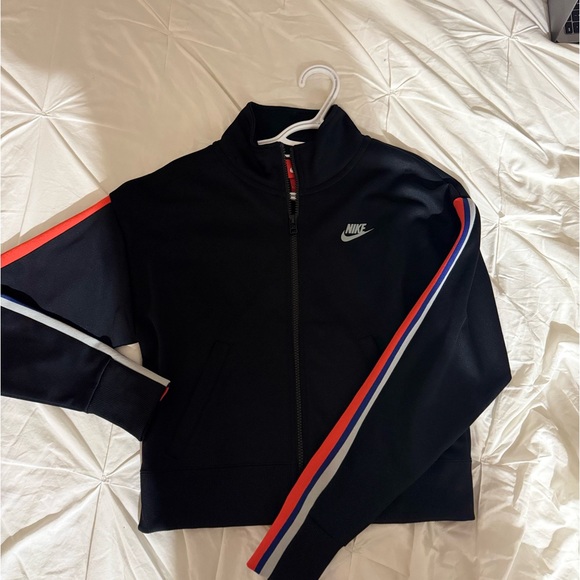 NIKE zip up sweater - Picture 3 of 4